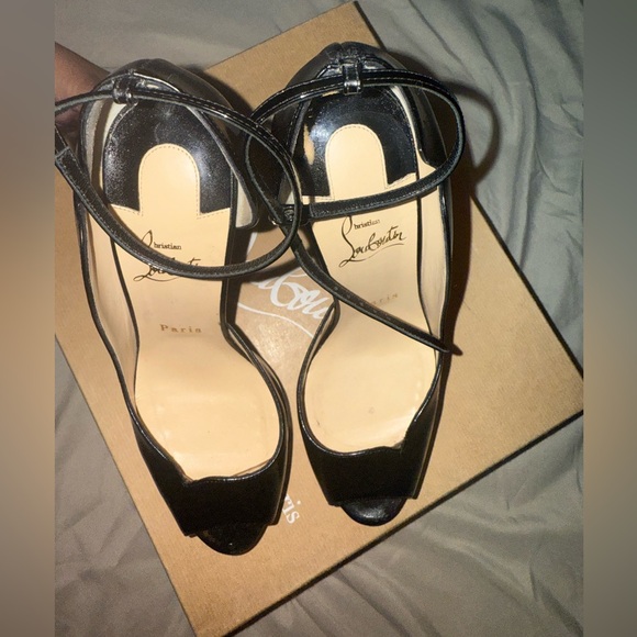 Christian Louboutin Platform Heel Pumps - Picture 2 of 11